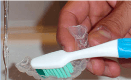 Tray cleaning